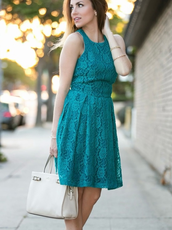 Roz & Ali Dresses & Skirts - Roz & Ali Teal Lace Shell Top